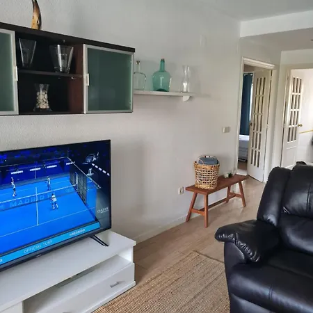 شقة And Cozy Flat With Pool Next To The