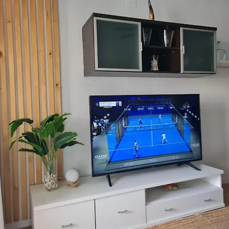 And Cozy Flat With Pool Next To The *